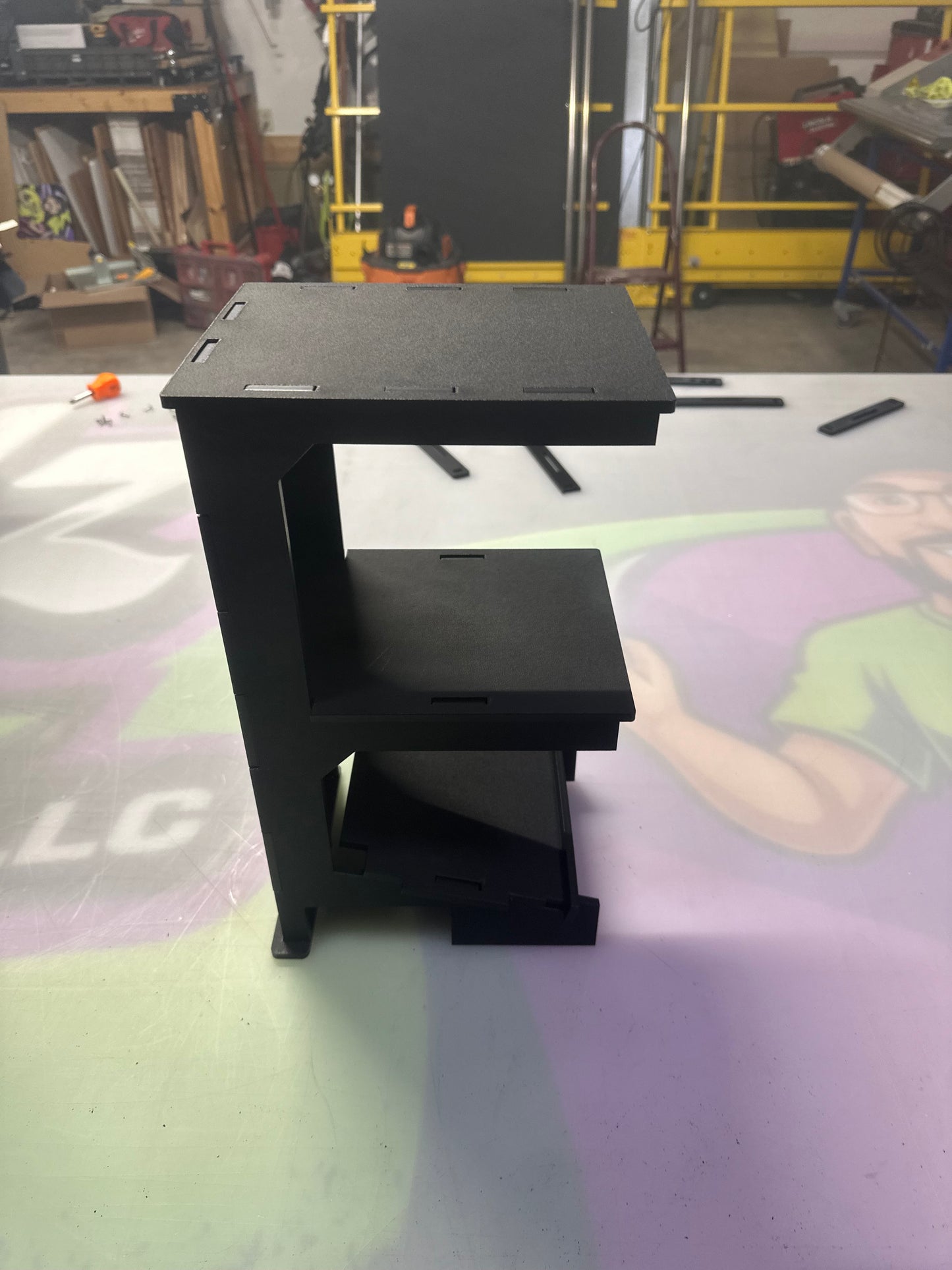 2 CAR TRAVEL FLAT stand with charger shelf